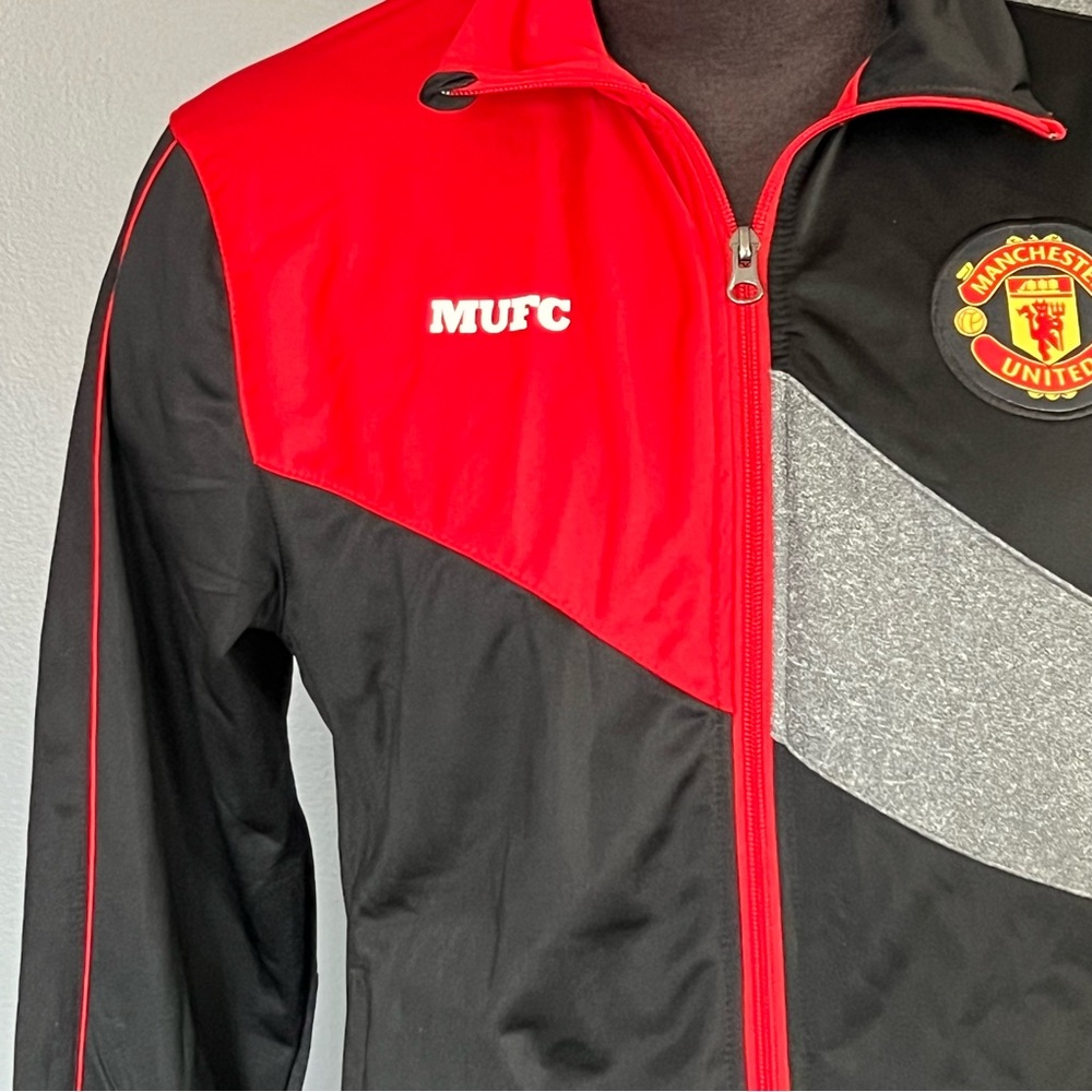 Manchester United Men's Warm Up Jacket Full Zip Soccer Football Black Red Small - Picture 3 of 7